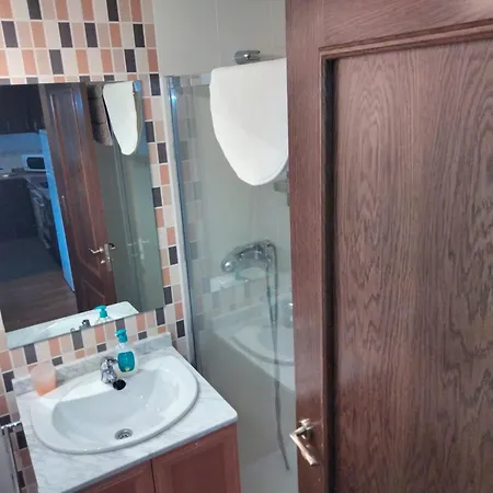 Ibón De Estanés En * Formigal